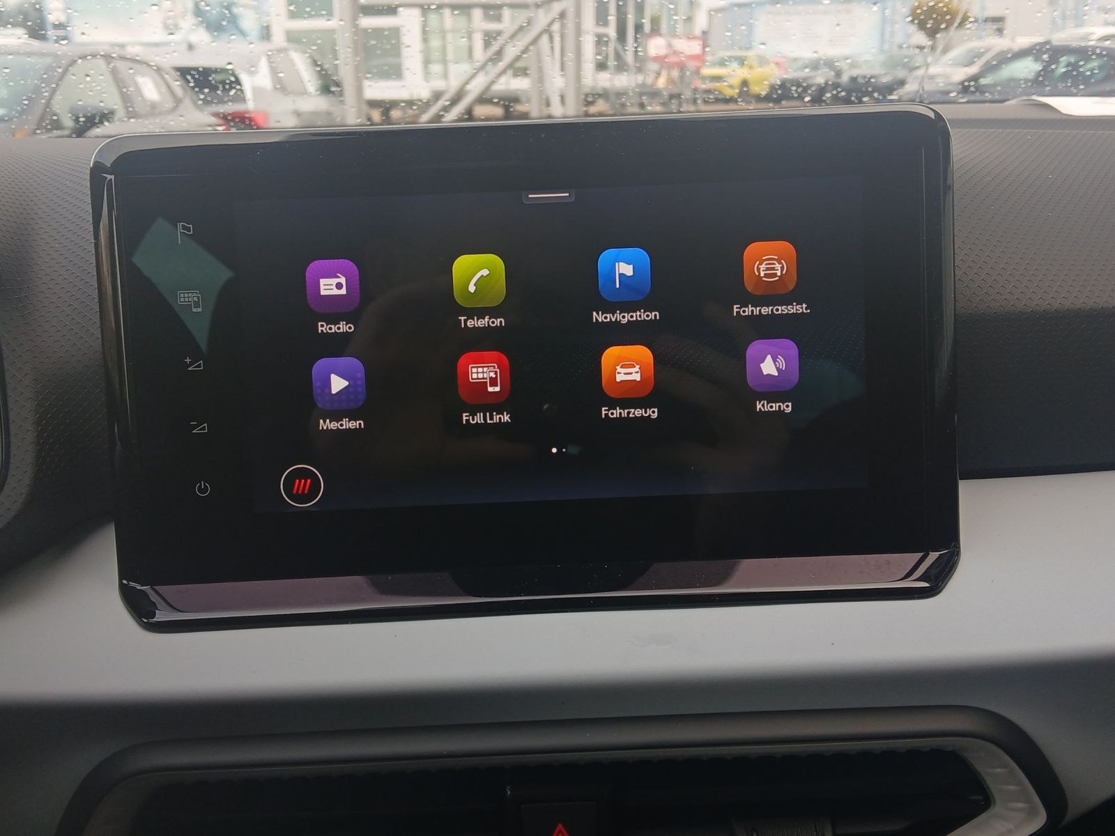 Fahrzeugabbildung SEAT Arona TSI Style LED Navi VC ACC RFK SH LM