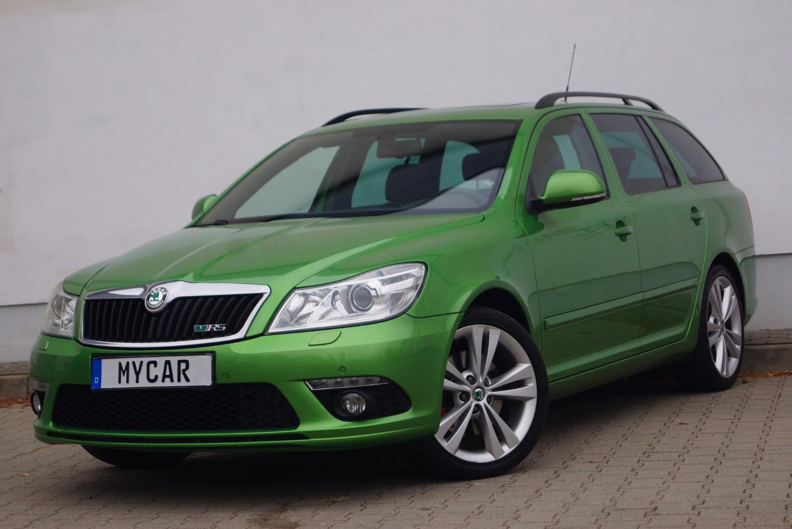 SKODA OCTAVIA COMBI 2.0 RS 200CH - BVM - 1ERE MAIN - TOIT OUVRANT