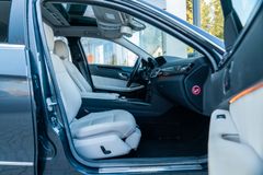 MERCEDES-BENZ E350  T CDI 4Matic/ AIRMATIC/ AHK/ MASSAGE