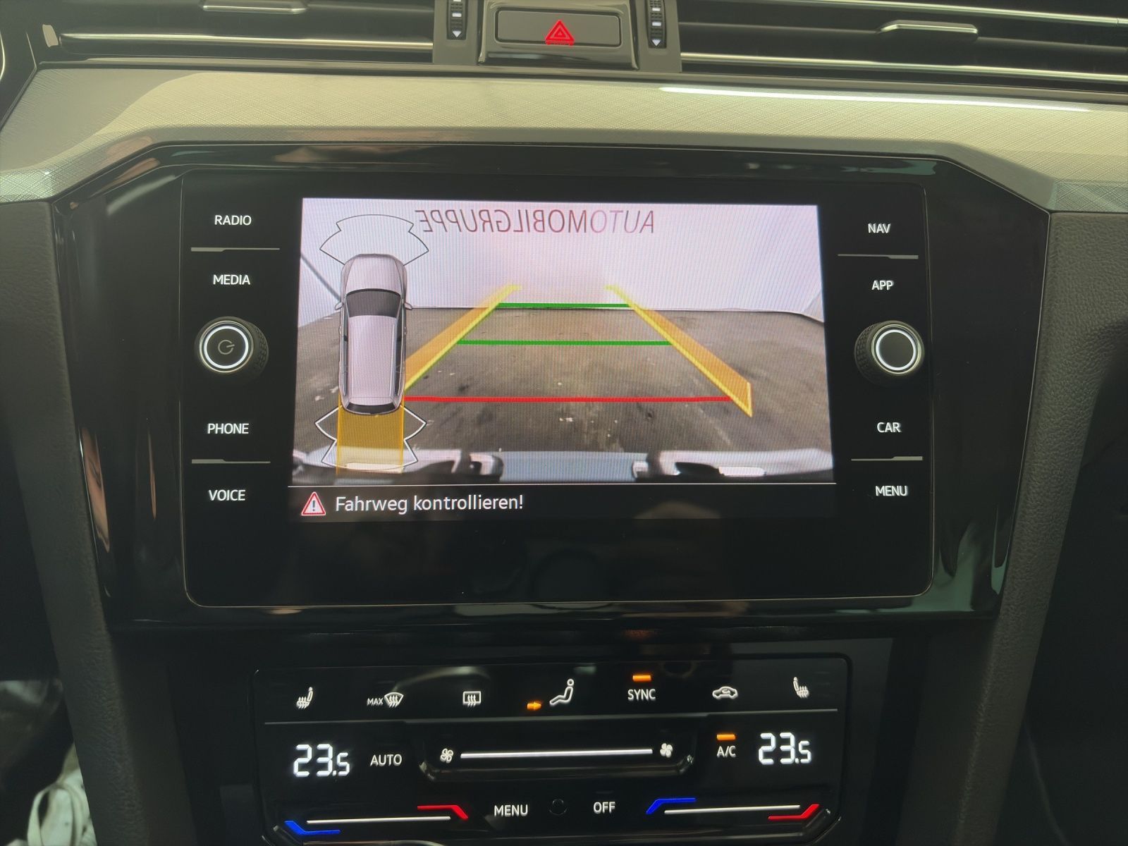 Volkswagen Passat Variant - Bild 26
