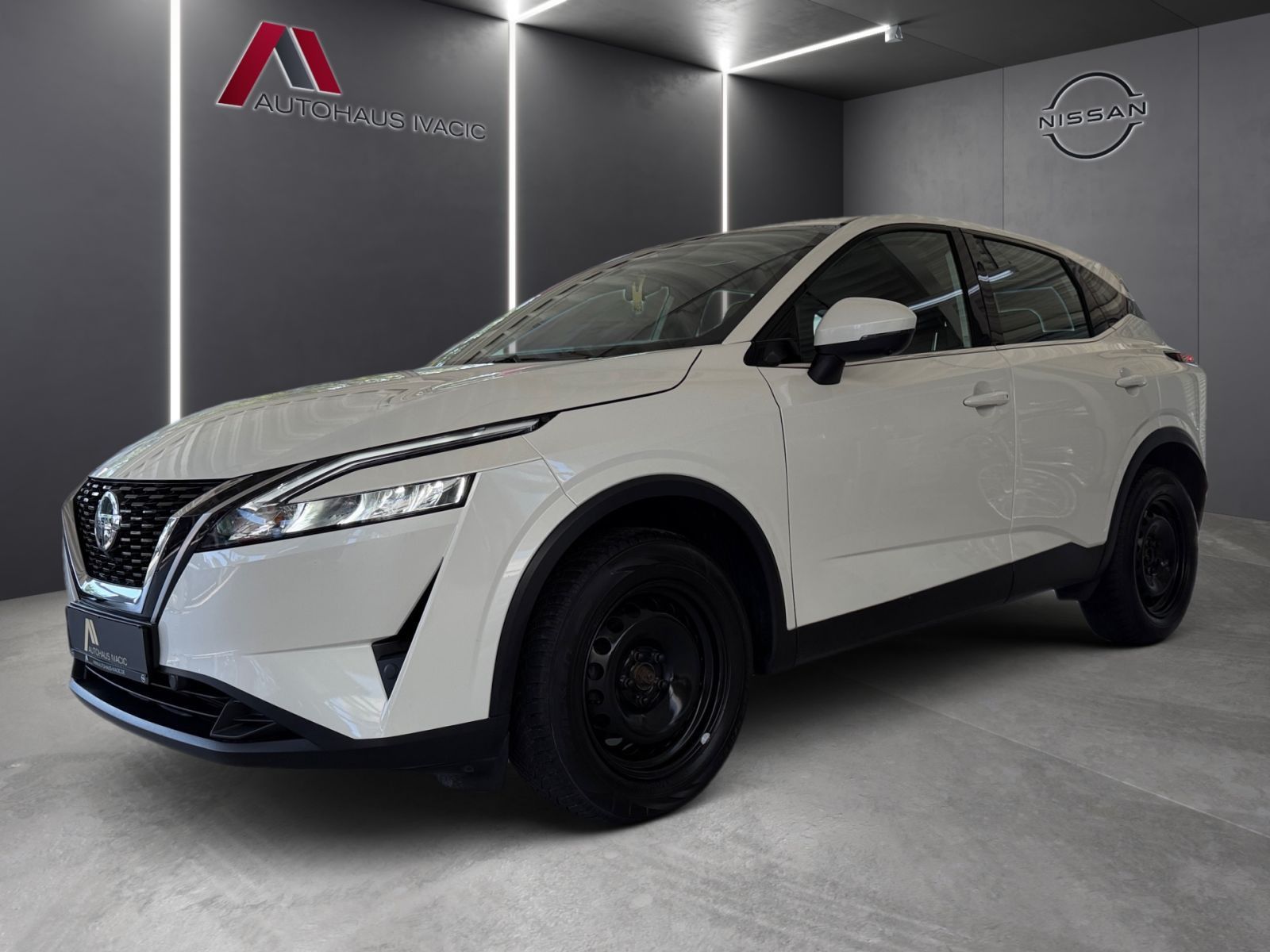 Nissan Nissan Qashqai 1.3 DIG-T Acenta 158 PS I Navi I 36