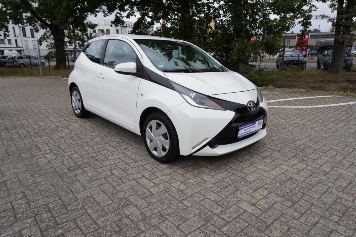 Toyota Aygo AYGO HU NEU SERVICE NEU 12 MON GARANTIE