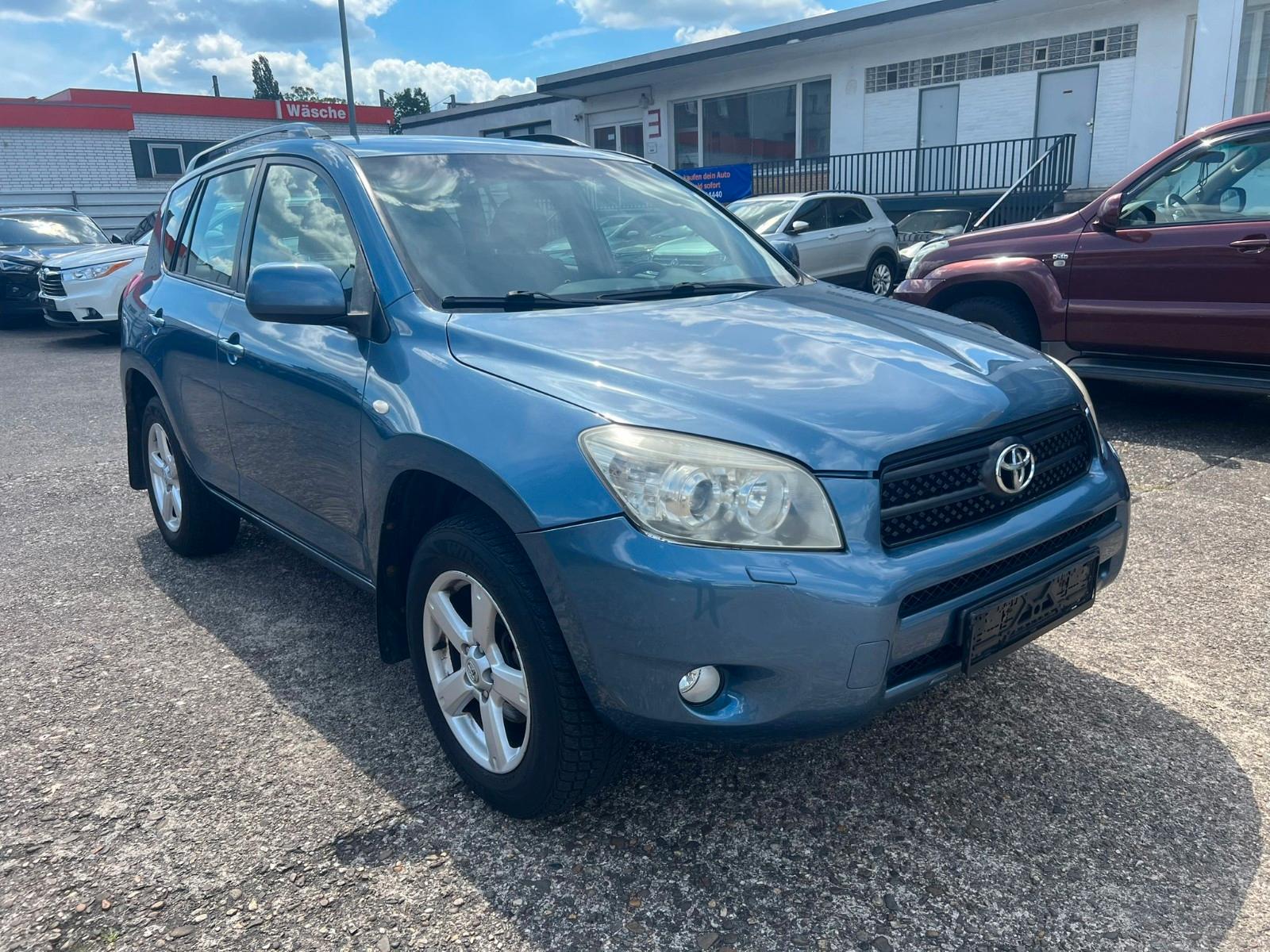 Toyota RAV 4 2.0-l-VVT-i 4x4 Automatik