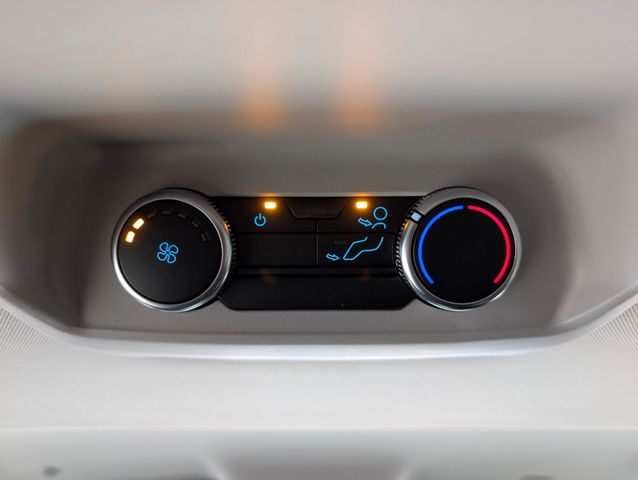 Ford Tourneo Custom 2.0 EcoBlue 320 L1 Titanium