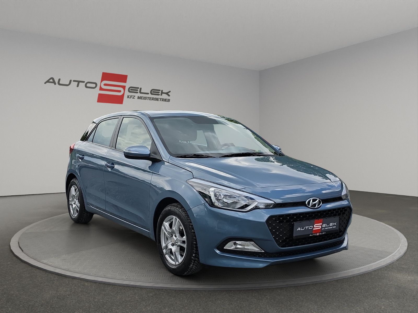 Fahrzeugabbildung Hyundai i20 Go AUS 1.HAND WENIG KM KLIMA
