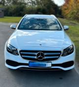 Mercedes-Benz E 220d T AVANTGARDE Autom. AVANTGARDE - weiße Mercedes-Benz E 220