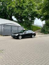 Mercedes-Benz Mercedes E200 W212  Scheckheft gepflegt ... - Mercedes-Benz E-Klasse W212 mit Benzin-Antrieb