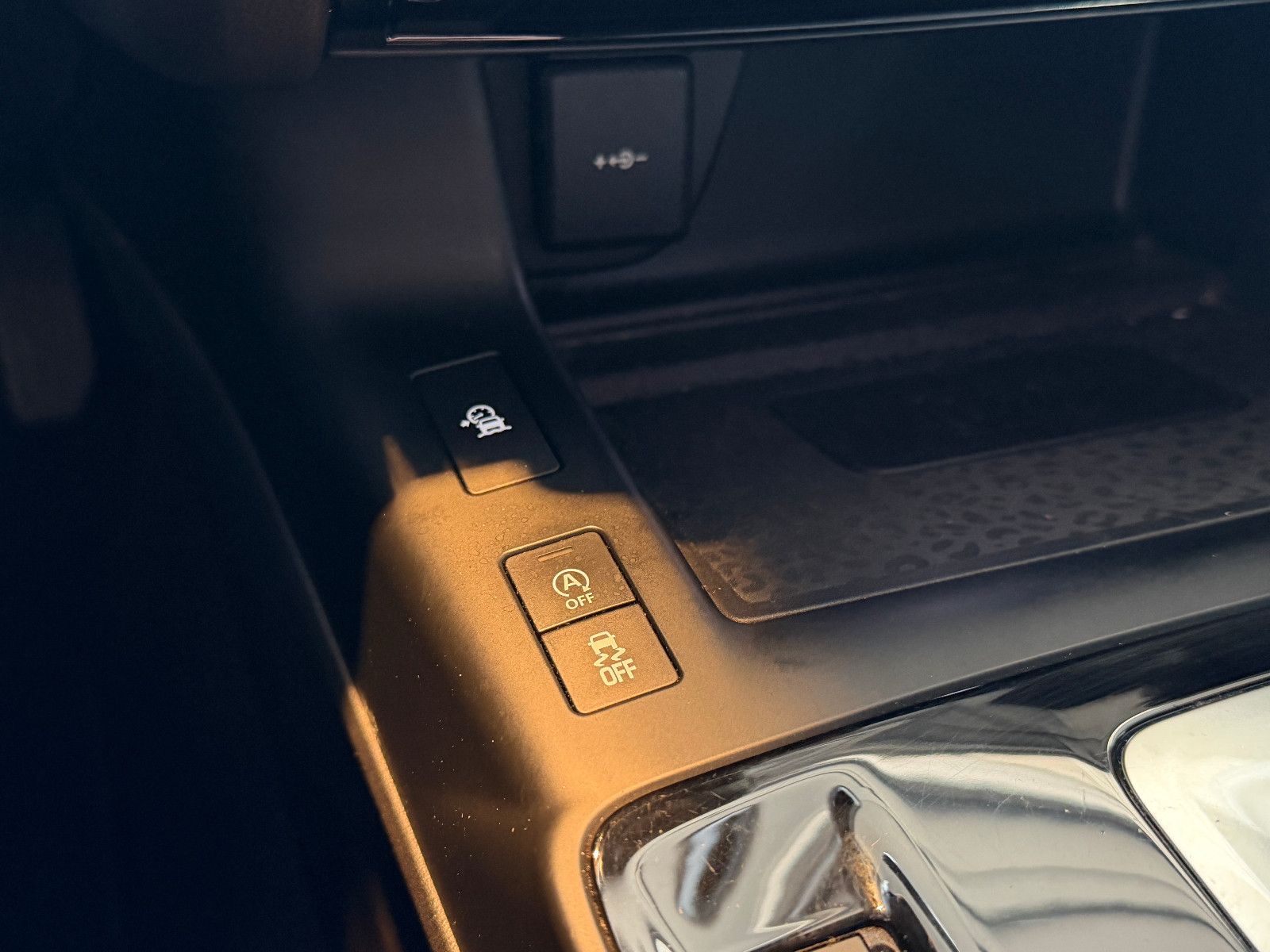 Fahrzeugabbildung Jaguar E-PACE S AWD/BLACK-PACK/360°KAM/LED/3D-KAMERA/