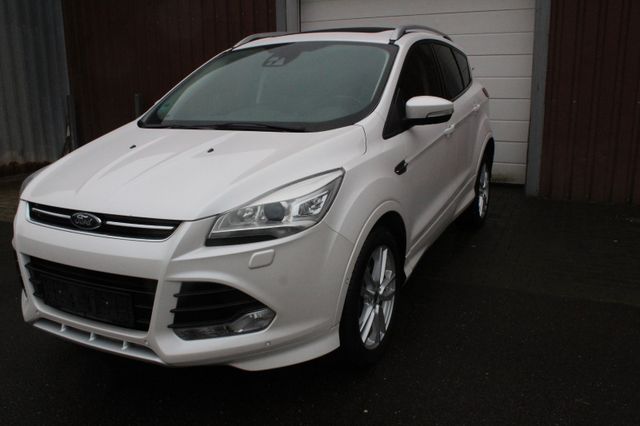 Ford Kuga Individual-Automatik-Pano-Kamera-AHK-