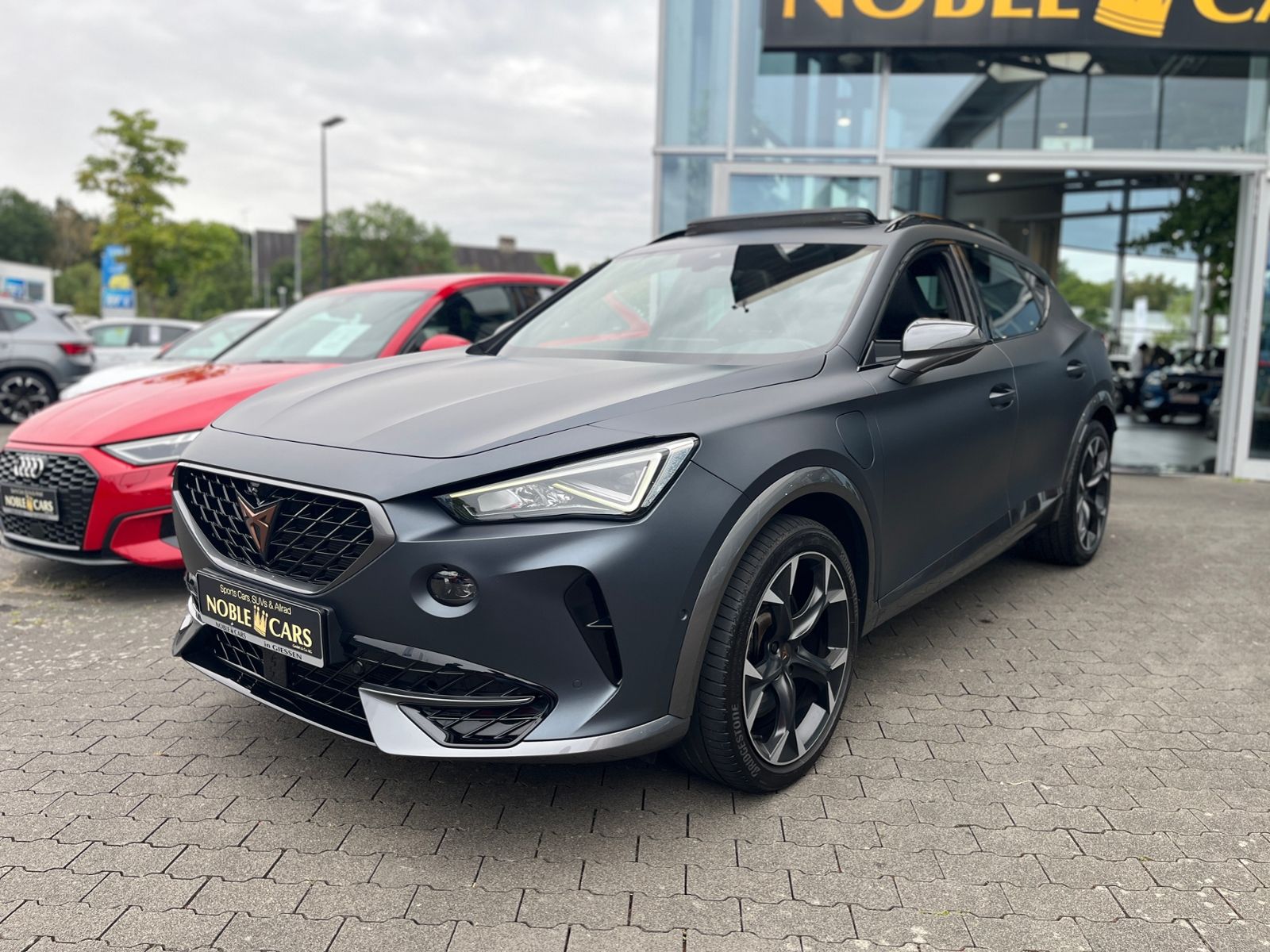 Fahrzeugabbildung CUPRA Formentor eHybrid VZ PANO LED NAV 19"
