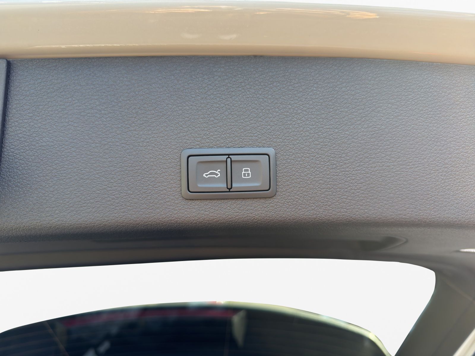 Audi Q8 e-tron - Bild 12