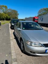 Opel Vectra 1,6l 54400 km Tiefgarage/ Seni... - Opel Vectra in Mönchengladbach