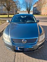 Volkswagen Phaeton, sehr gepflegt, auf Wunsch TÜV neu - Volkswagen Phaeton: W