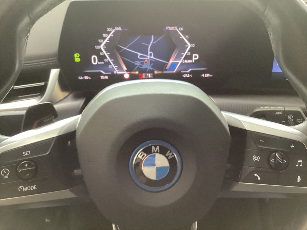 BMW iX1 xDrive 30 Sportpaket AD Navi Digitales Cockp foto 15