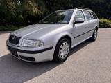 Skoda Octavia Kombi Tour 1,6 Benzin, Klima... - Skoda Octavia aus 2009: Tour