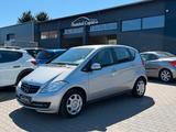 Mercedes-Benz A 180/Klima/2.Ha/Eu5/5Tür/TÜV 10.26/Allwetter/ZV - Mercedes-Benz A-Klasse: E10