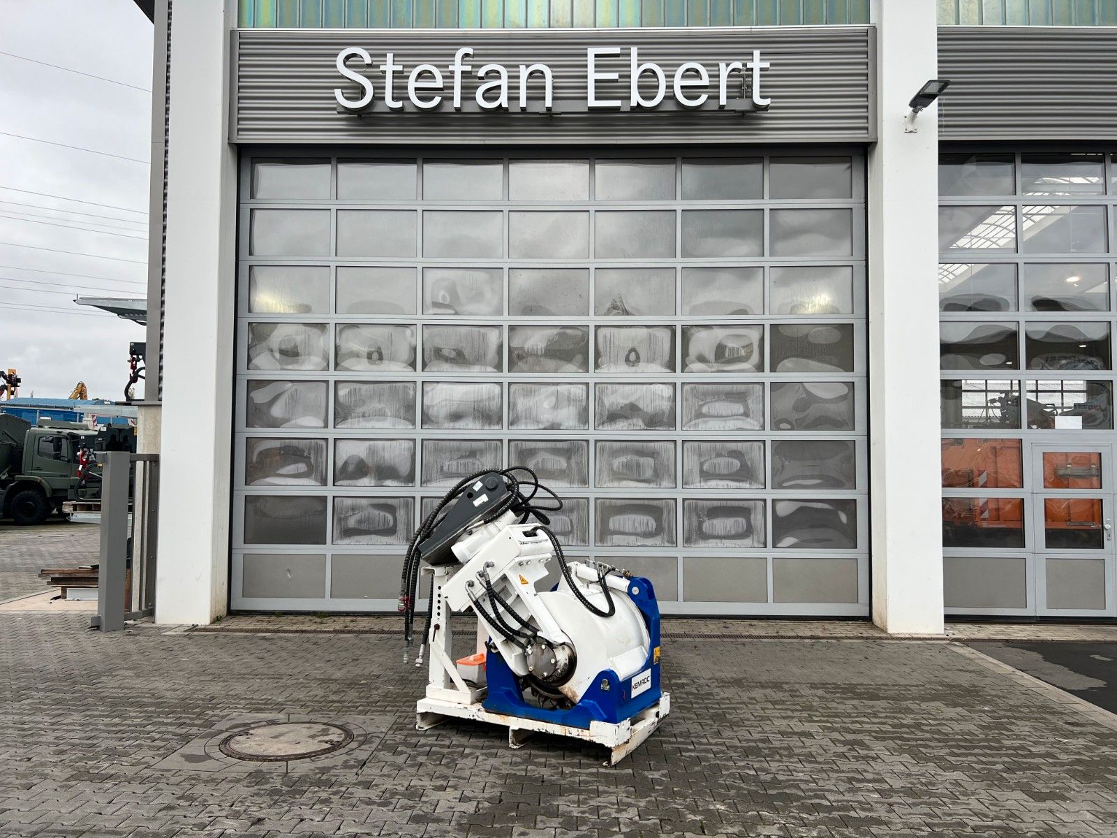 Fahrzeugabbildung Andere KEMROC EXR 60 HD Flächenfräse / MS10 / 2020