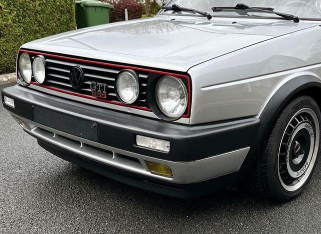 Volkswagen Golf GTI 16V KR Motor Digital Tacho