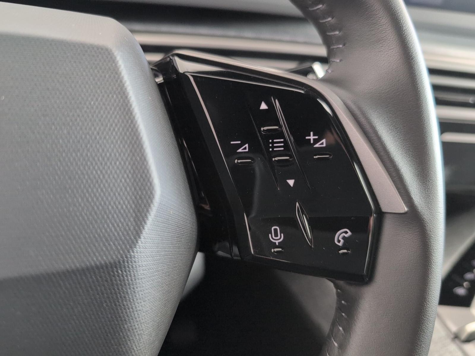 Peugeot 3008 Hybrid 145 e-DSC6 Allure Allwetter CarPlay