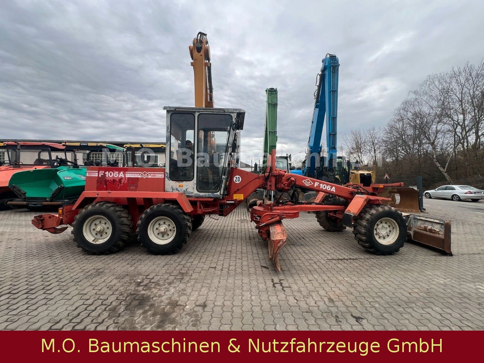 Fahrzeugabbildung O & K F106 A  / Grader /