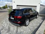 Audi Q7 e-tron3.0 TDI Bang u.Olufsen,Standheizung,AHK - Hybrid (Diesel/Elektro): Schwarz, Luftfederung, Geländewagen