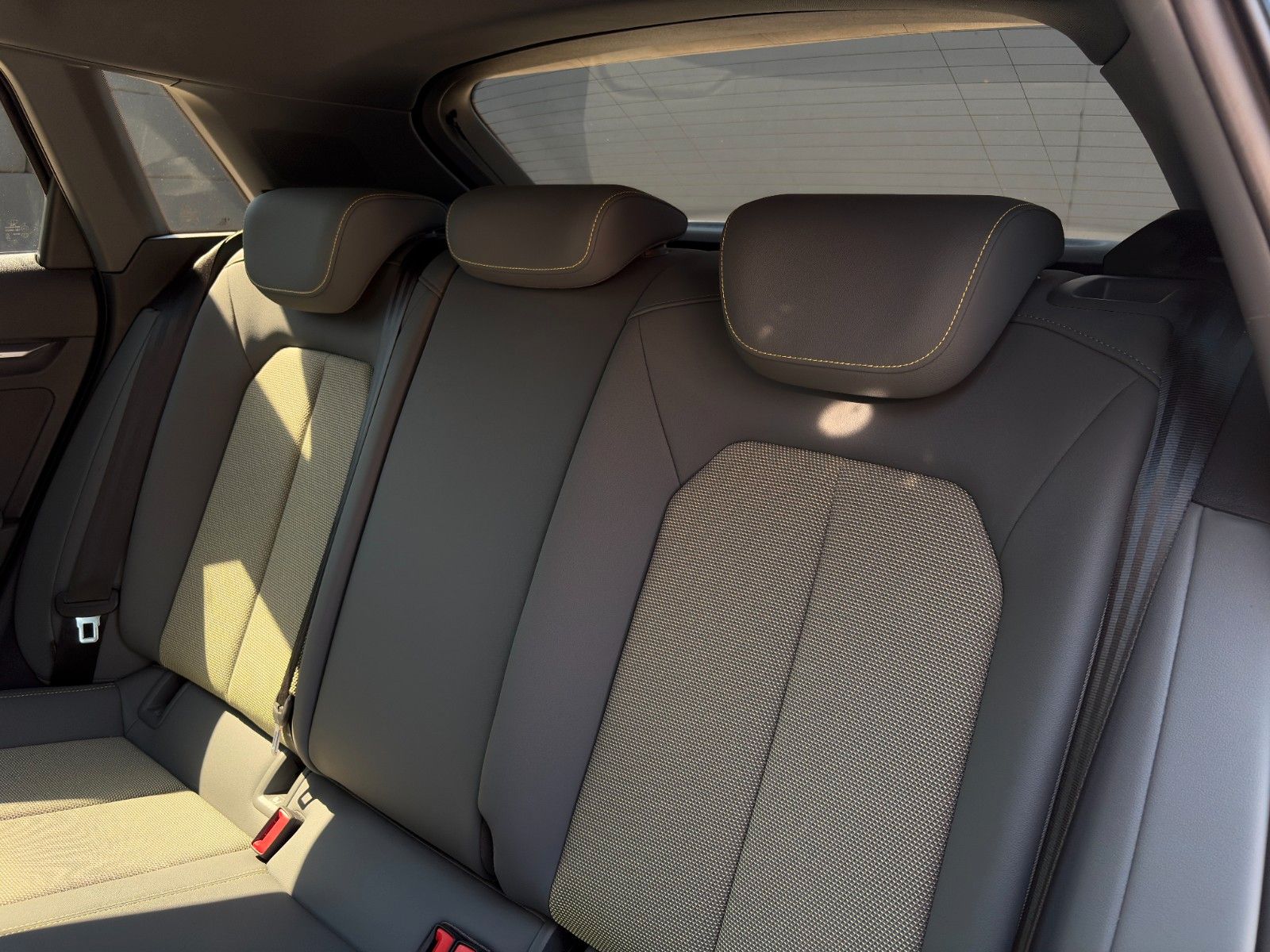 Fahrzeugabbildung Audi A3 Sportback 40 TFSIe Virtual 2Z-Klima PDC SHZ