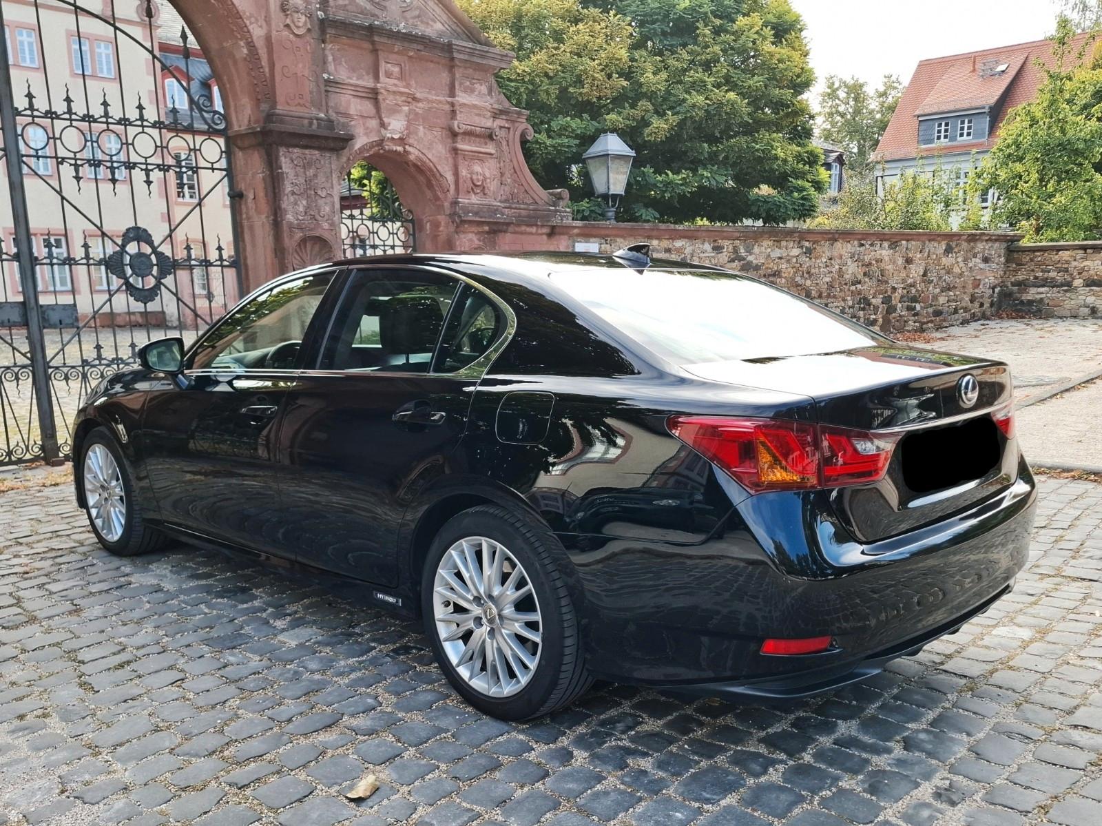 Lexus GS 450h Luxury Line * 8fach bereift * 345PS