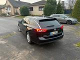 Opel Insignia 2.0 Diesel 125kW Business Ed Aut Sp... - Opel Insignia mit Diesel-Antrieb: Leder, Kombi