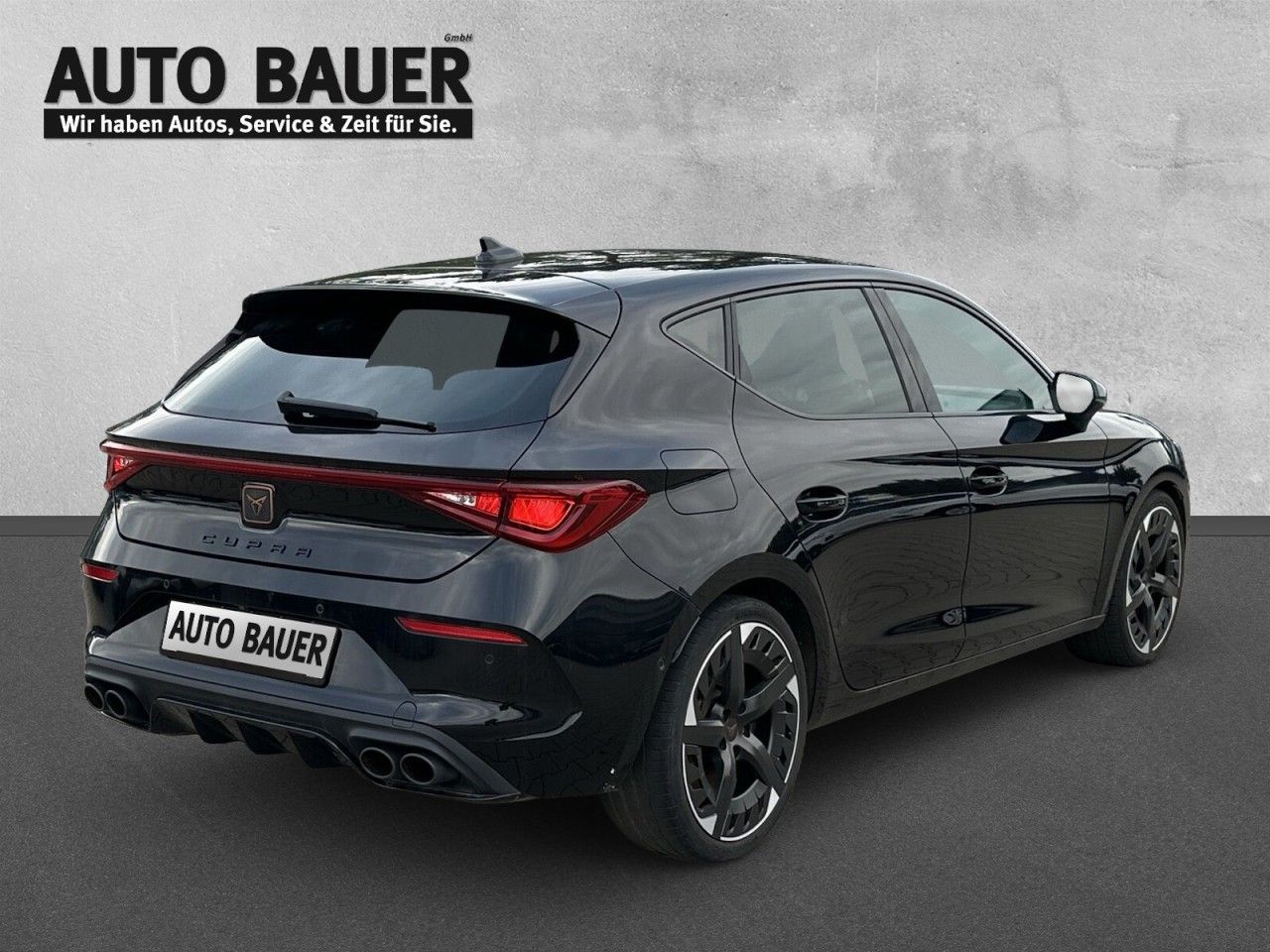 Fahrzeugabbildung CUPRA Leon VZ 2.0 TSI 221 kW (300 PS) 7-Gang-DSG