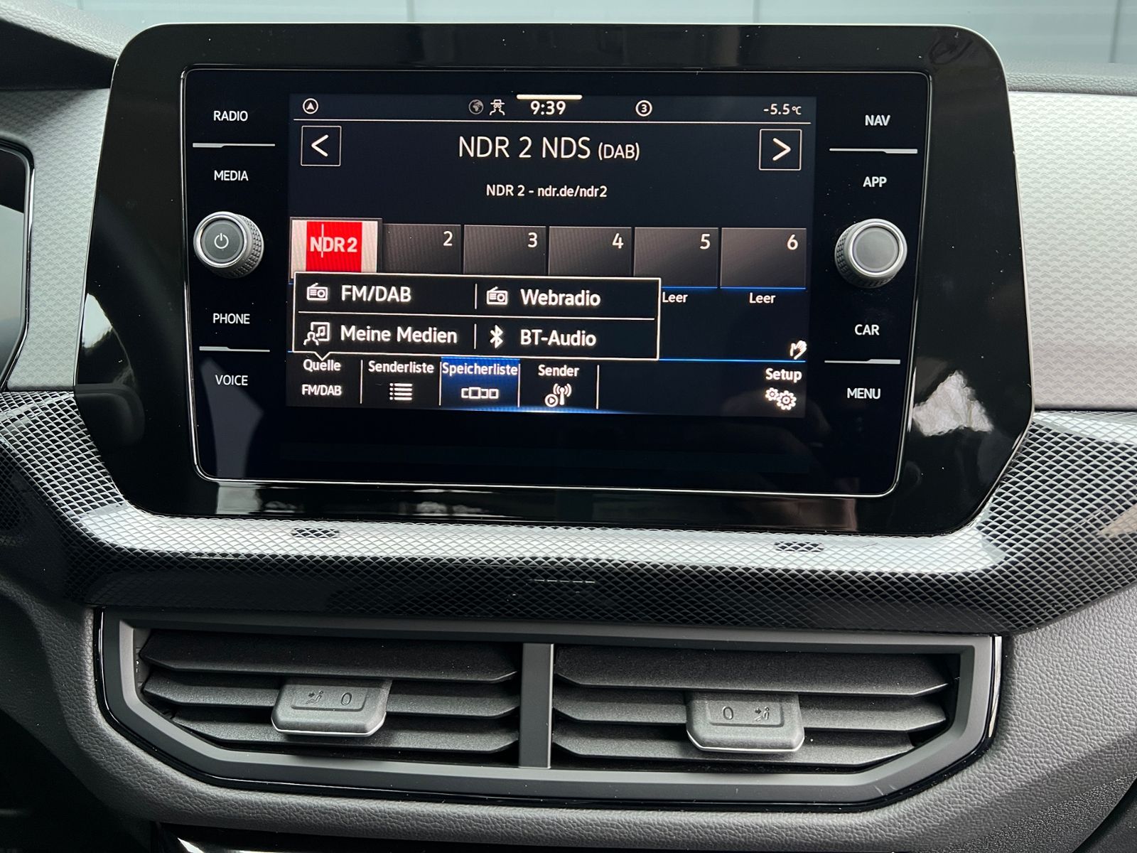 Fahrzeugabbildung Volkswagen T-Cross Life 1.0 TSI *IQ.Light, Rückfahrkamera,