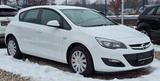 Opel Astra J Lim. Selection - priv Ratenzahlung mögl. - Opel Astra: Weiß, J