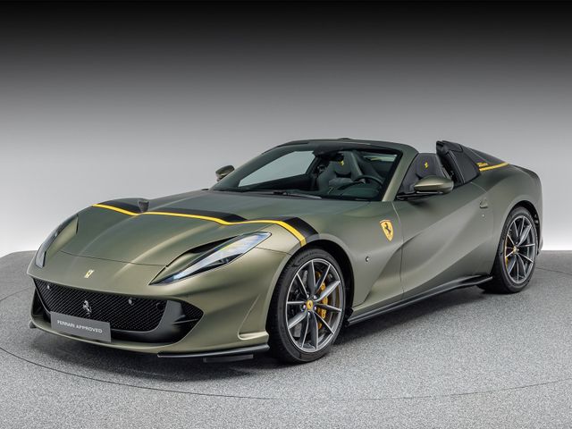 FERRARI 812