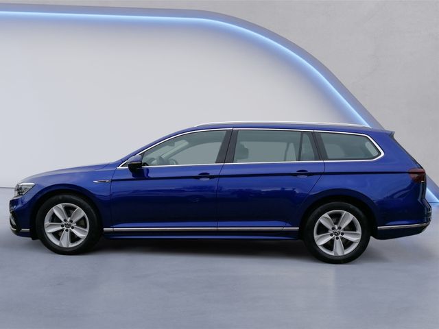 Passat Variant 2.0TSI DSG R-Line PANO+STHZ+1,99%