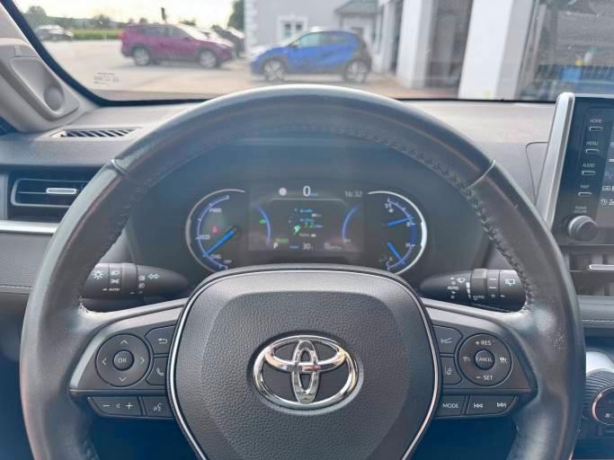 Toyota RAV4 5-Türer 2,5L Hybrid 4x4 Allrad Lounge *Pano