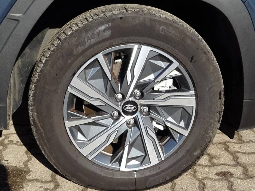 Fahrzeugabbildung Hyundai Tucson 1.6 T-GDI Hybrid Trend 4*4  Navi
