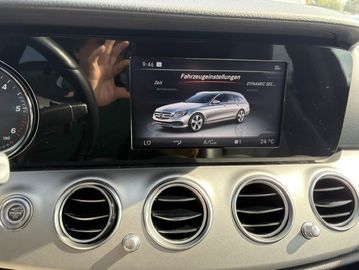 Mercedes E 200 - 8