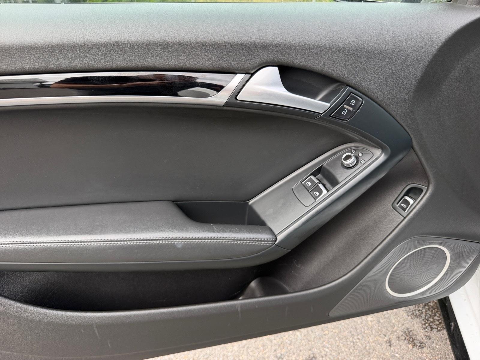 AUDI A5 COUPE 3.0 TFSI S-LINE QUATTRO 272CH - BVA - HAYON ÉLECTRIQUE - BANG & OLUFSEN - TOIT OUVRANT - SHADOW LINE - HISTORIQUE ENTRETIEN COMPLET