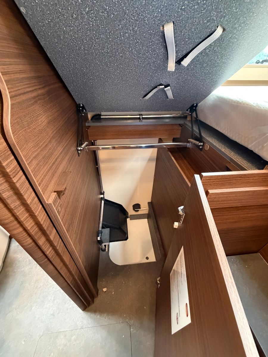 Fahrzeugabbildung Carthago chic c-line I 4.9 LE