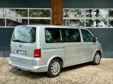 Volkswagen T5 Multivan | SchD DYN AHK XEN 2-SchT Rückf - Volkswagen T5 Multivan mit Benzin-Antrieb