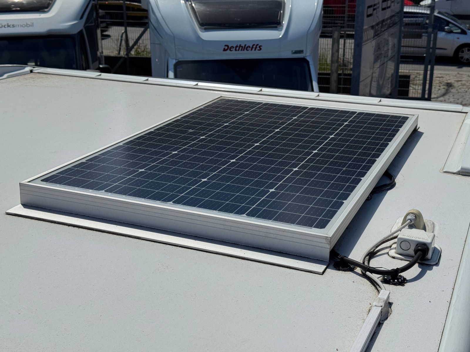 Chausson 660 TITANIUM ULTIMATE AUTOMATIK SOLAR TV SAT HUB