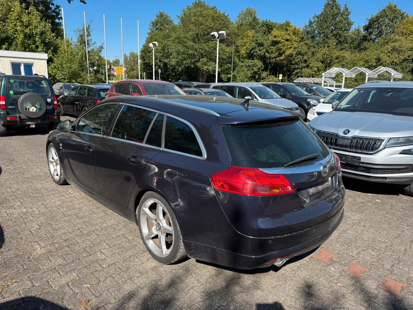 Opel Insignia 2012 — engine 1.956 cm³, 194 HP (143kW)