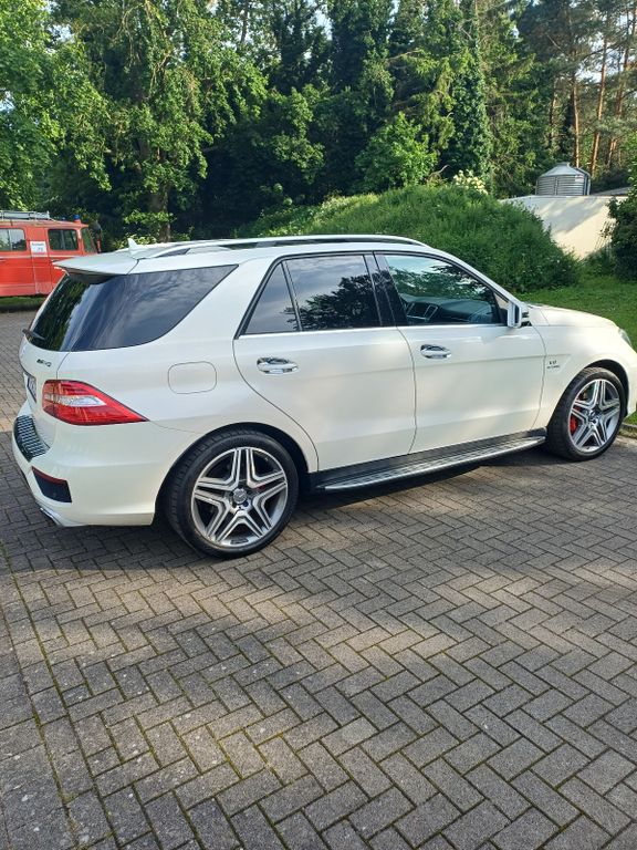 Mercedes-Benz ML 63 AMG