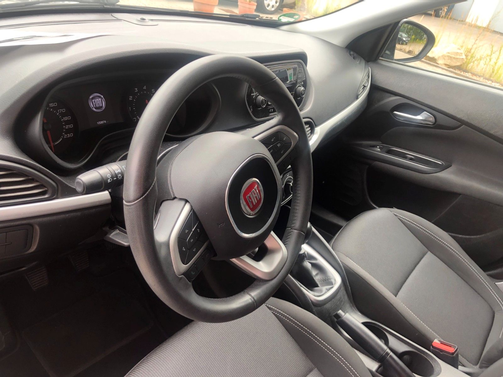 Fahrzeugabbildung Fiat Tipo Pop