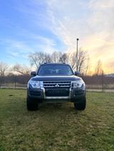 Mitsubishi Pajero 3,2 DI-D 4WD Final Edition Automatik ... - Mitsubishi Pajero: 3.2