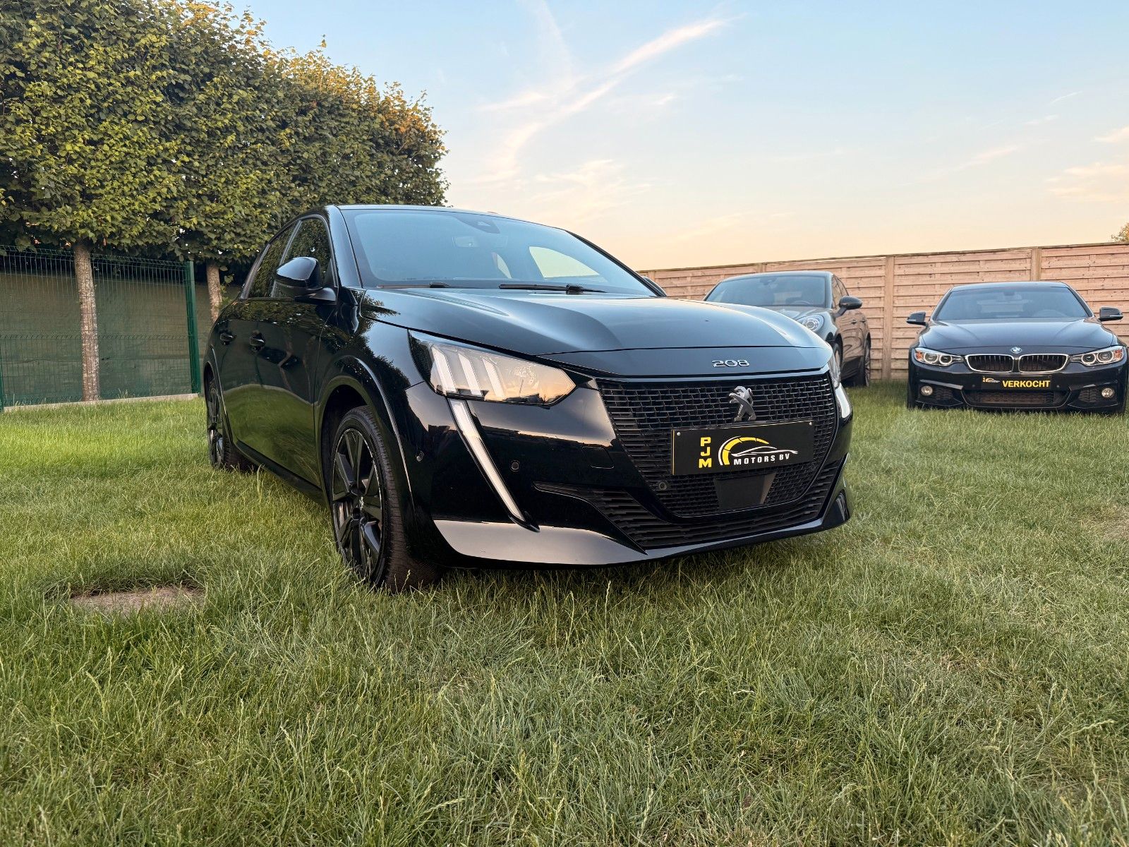 Peugeot 208 e- GT imagem 3
