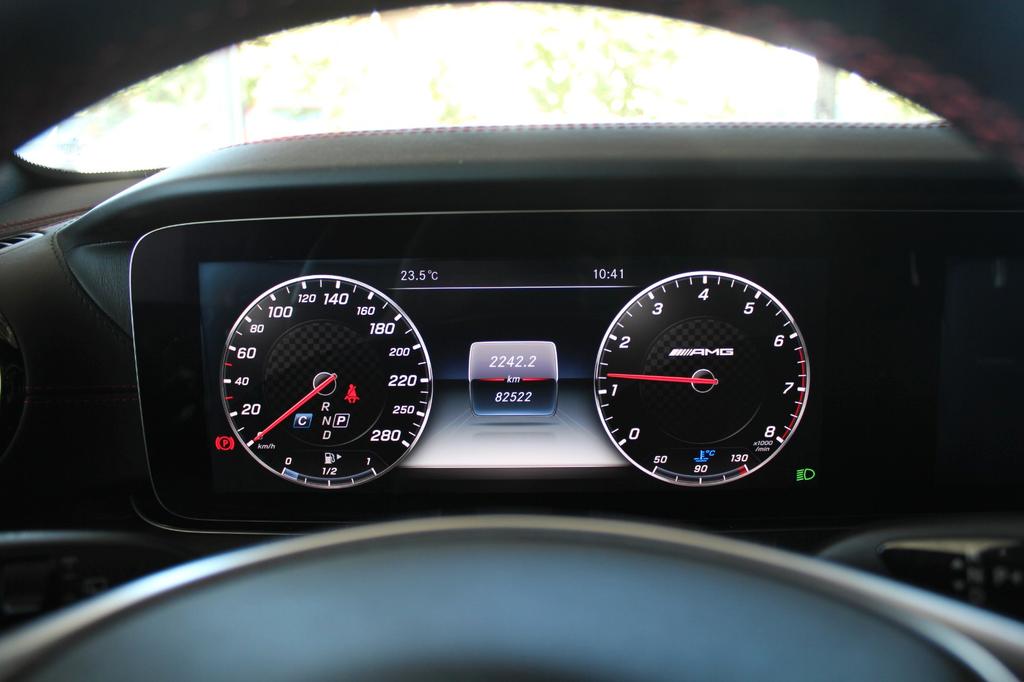 Mercedes-Benz E 43 AMG