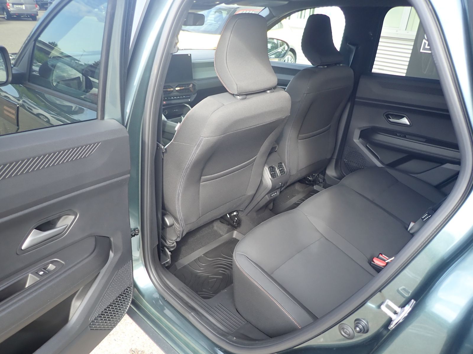 Fahrzeugabbildung Dacia Bigster Extreme Mild Hybrid-G 140 GAS