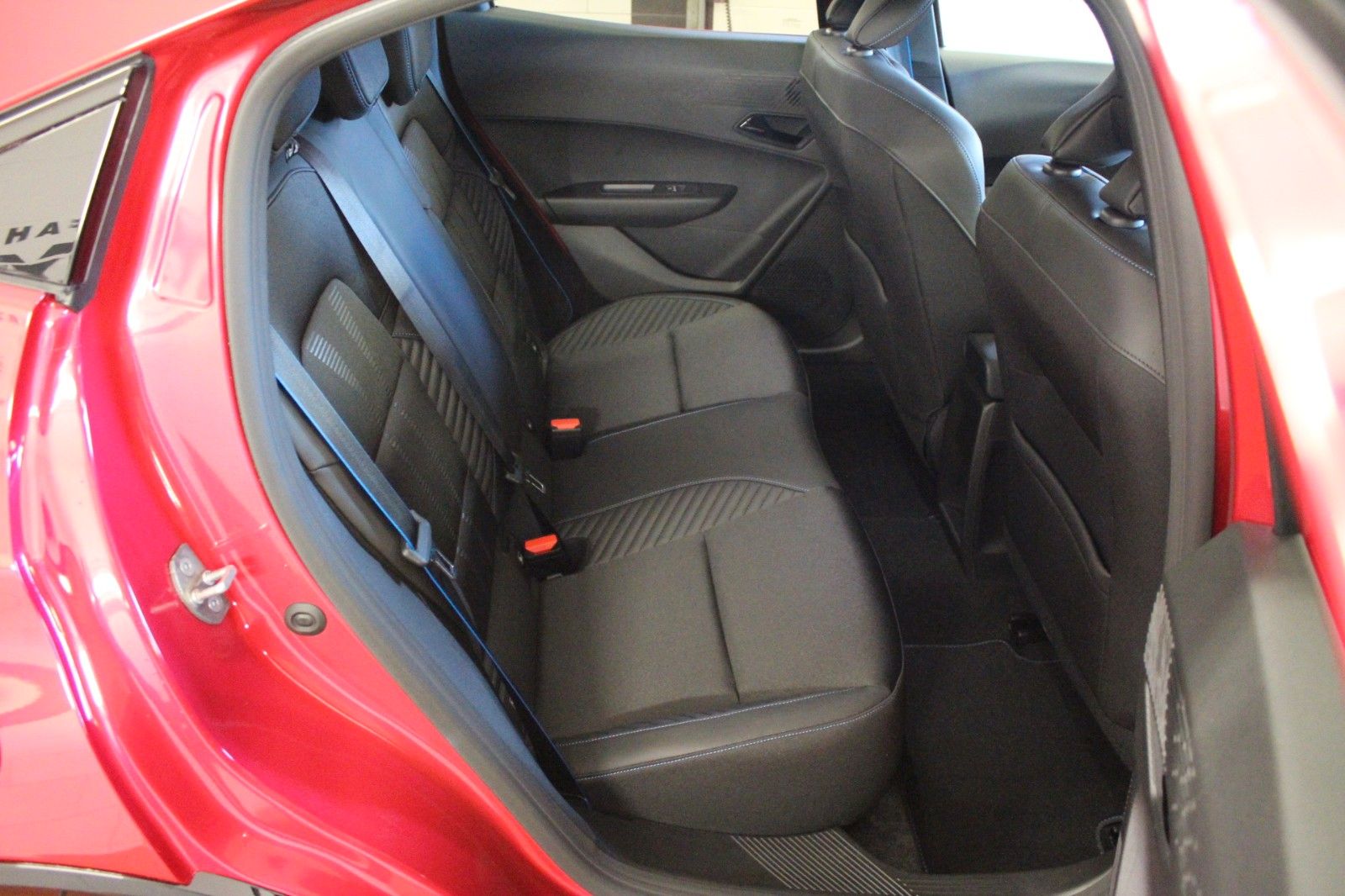 Fahrzeugabbildung Renault Clio TCe 115 EDC Esprit Alpine