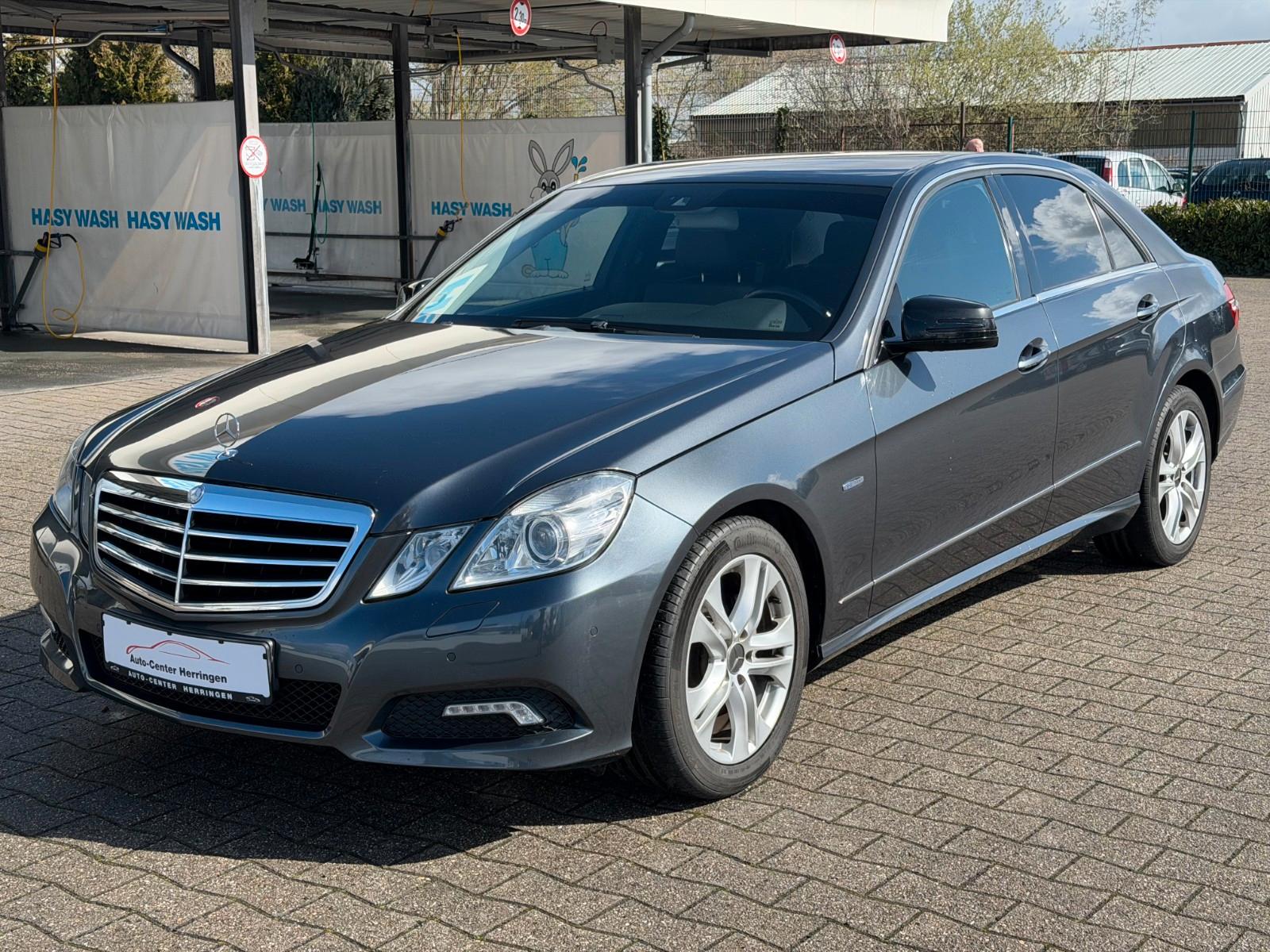 Mercedes-Benz E 200 CGI BlueEfficiency Avantgarde/Automatik