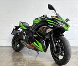 Kawasaki Ninja 650 - mit Zubehör - perfekter Zustand - Kawasaki Motorräder in Solingen